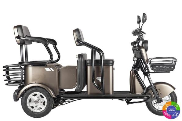 Трицикл Rutrike Караван